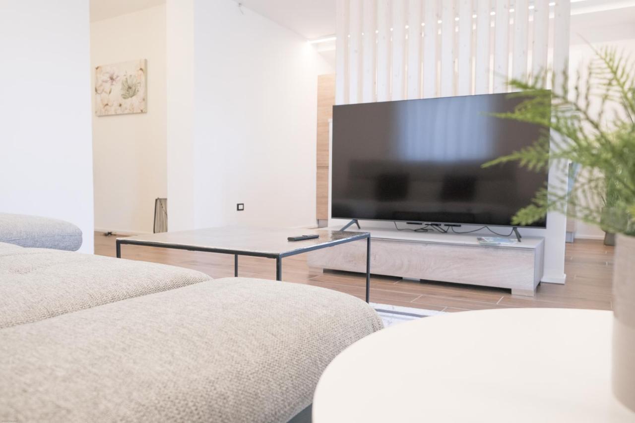 Nuovo Residence Al Lago - Levico Левико Терме Екстериор снимка